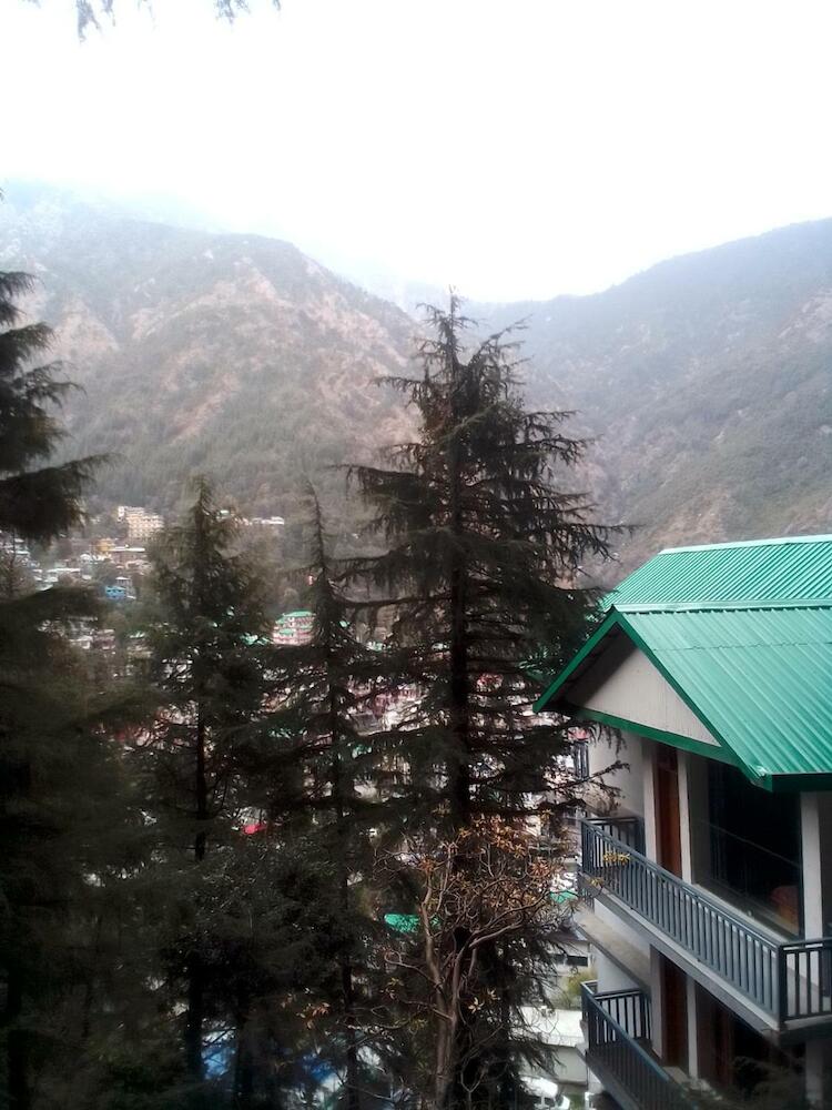 Himalayan Trekking & Waterfalls View Homestay, McLeod Ganj