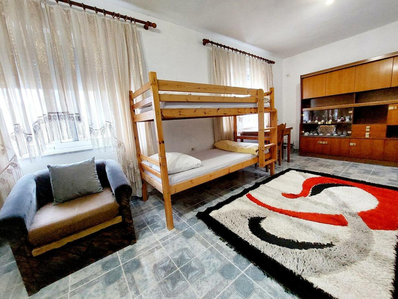 D'friendship Dorms & Hostel, Shkoder