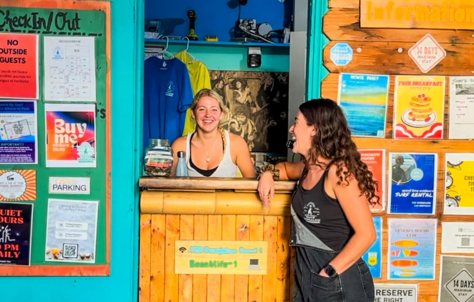 ITH San Diego Beach Bungalow Surf Hostel, San Diego