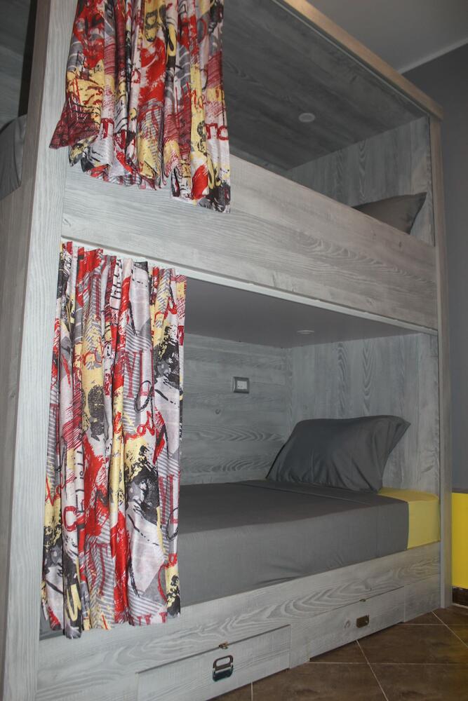 Marina Square Hostel, Hurghada