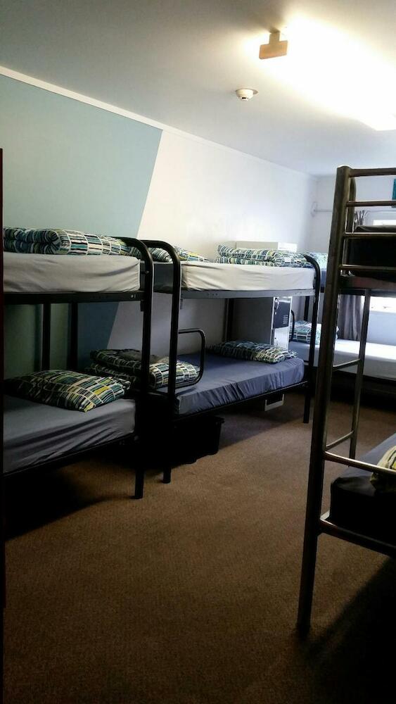 Loft 109 Backpackers Hostel
