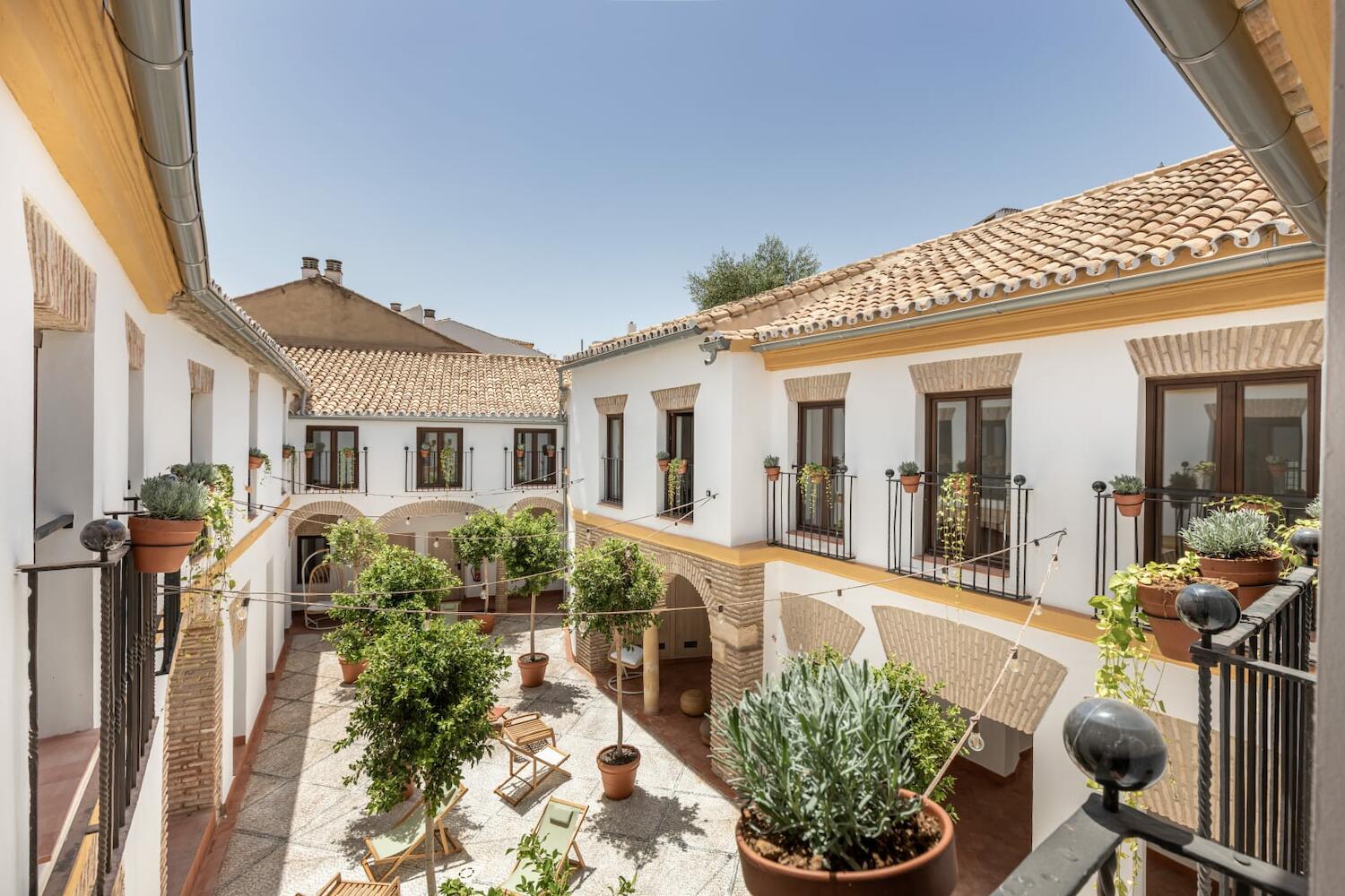 Líbere Córdoba Patio Santa Marta, Córdoba
