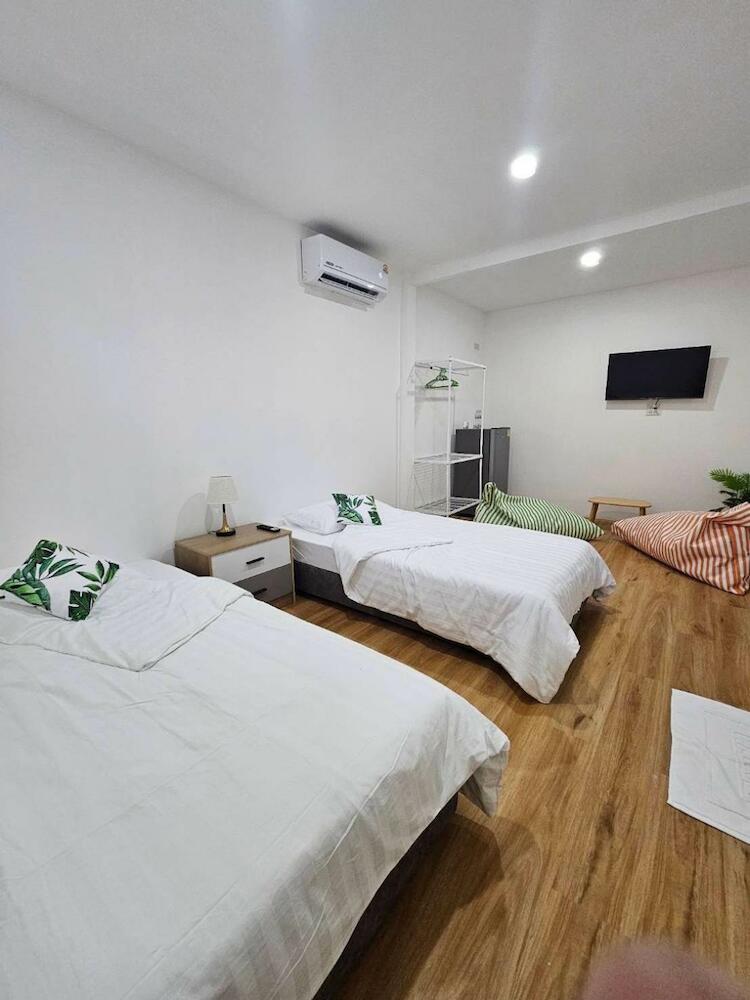 Tiger House Hostel, Koh Tao