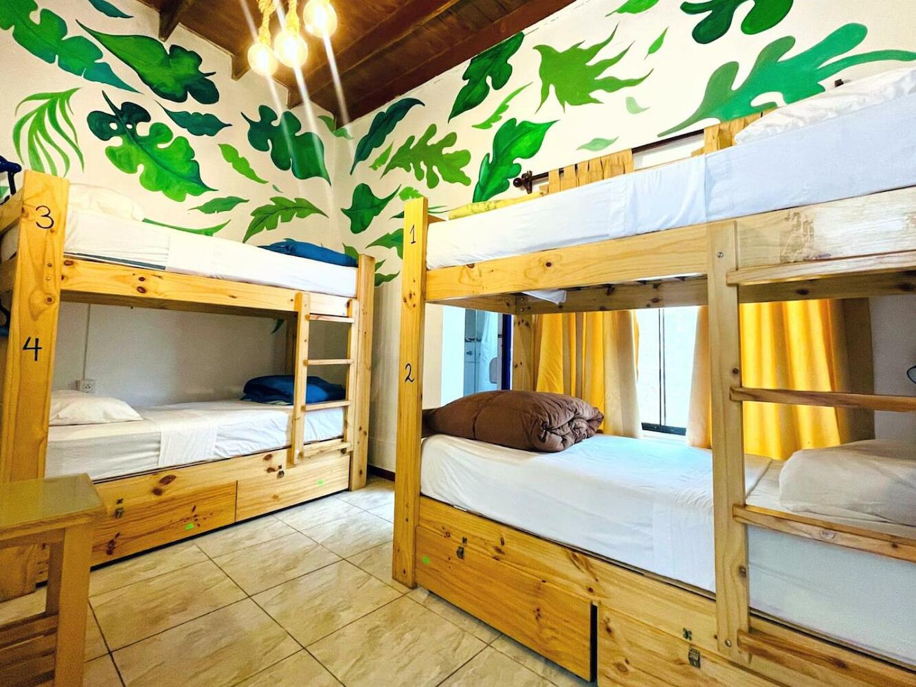 Waikiki Hostel