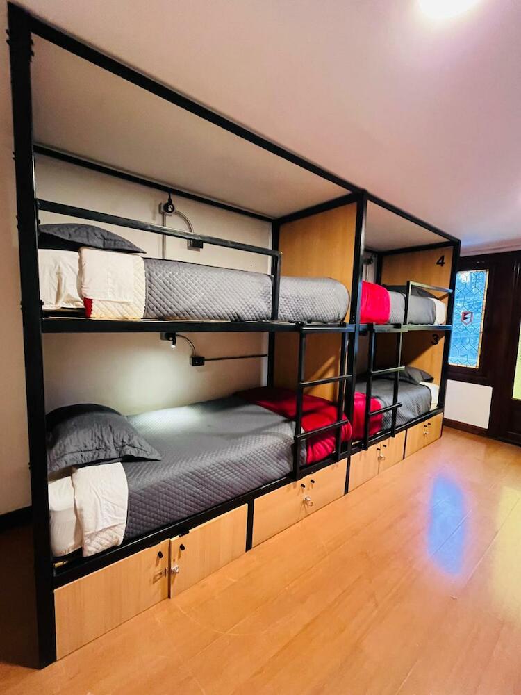 Enjoy Hostel & Tours Providencia Santiago De Chile, Santiago