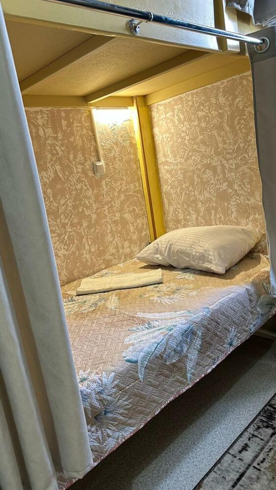 Premium Hostel Atyrau, Atyrau