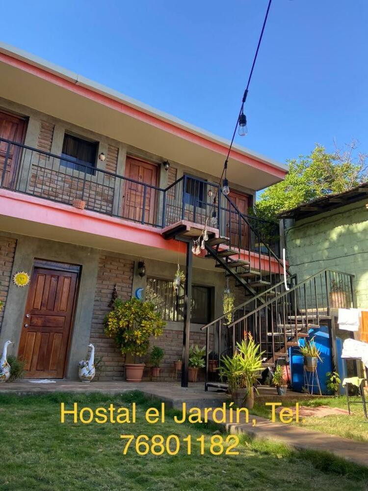 Hostal El Jardin