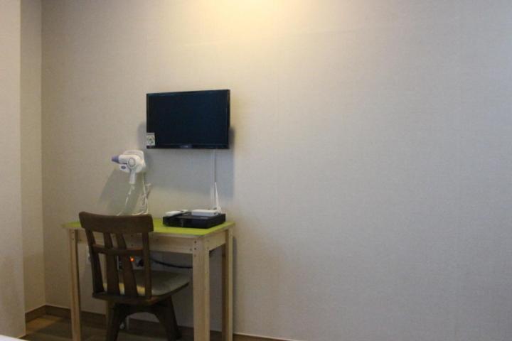 Bexco Hostel B&B, Busan