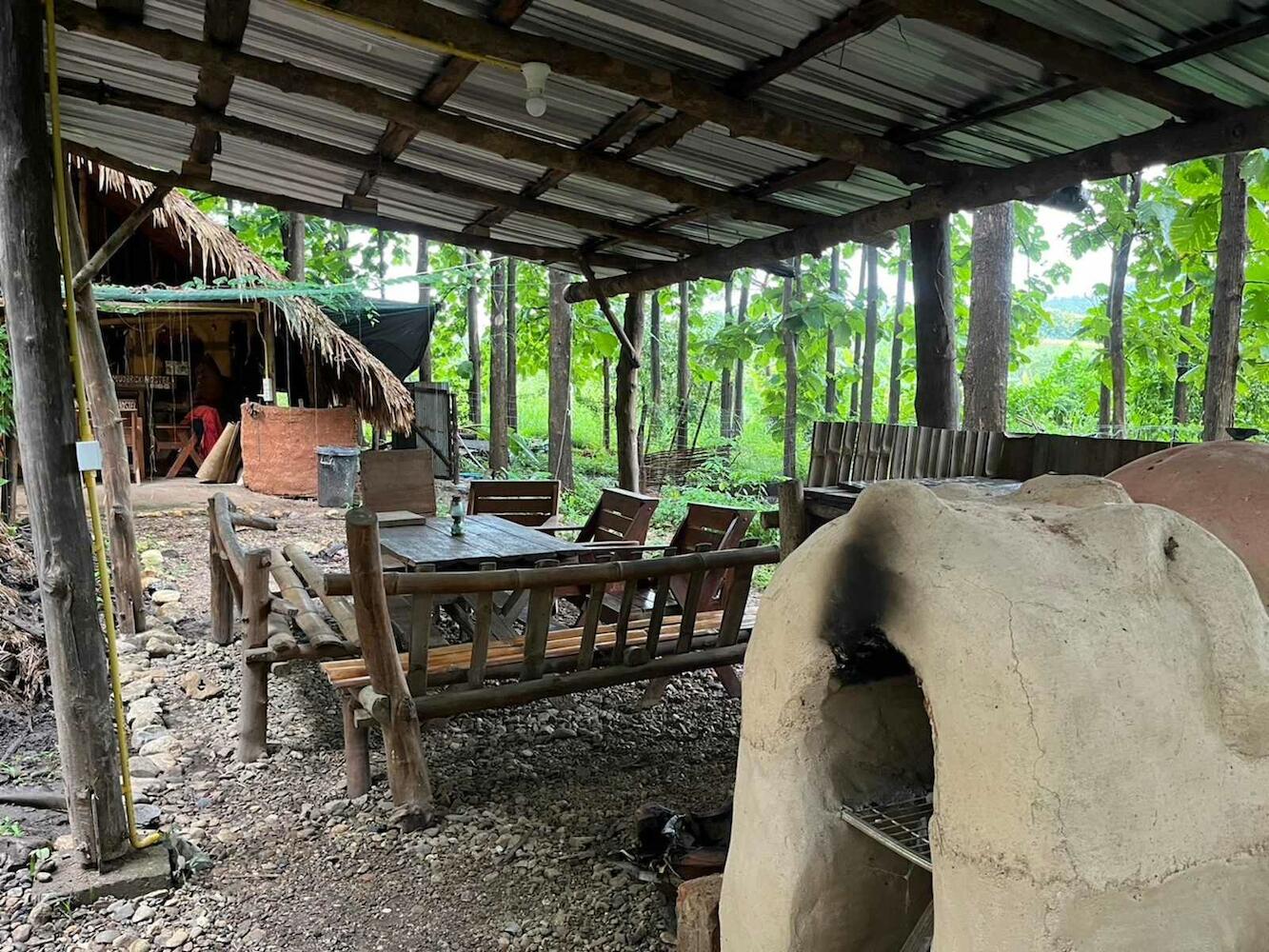 Doen Din Mudbrick Hostel, Pai