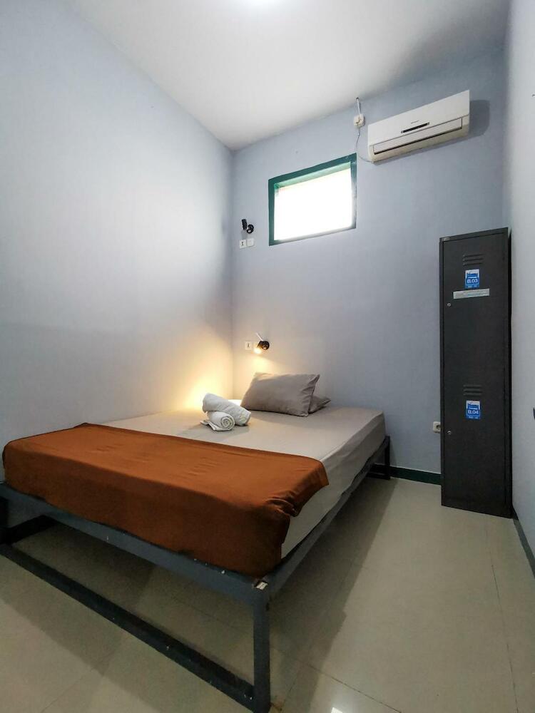 Populair Hostel Braga, Bandung Populair Hostel Braga, Bandung