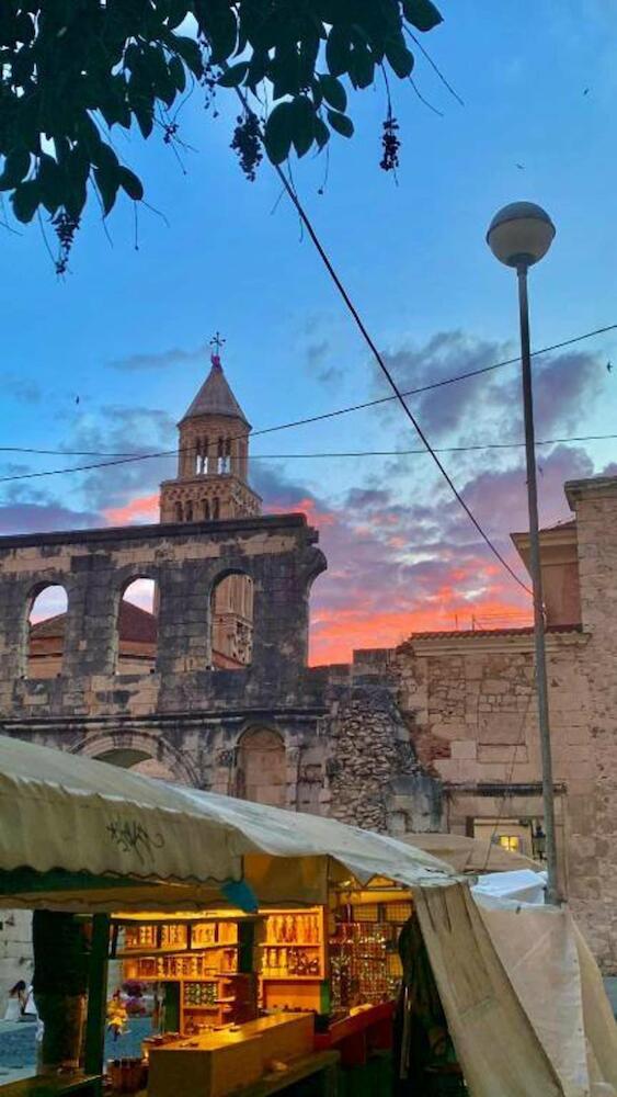 Empire Hostel, Split