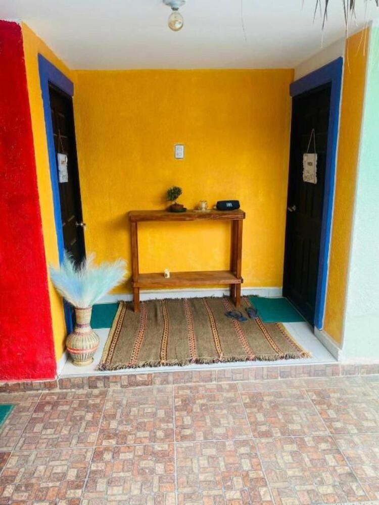 Hostal Laval, Taganga