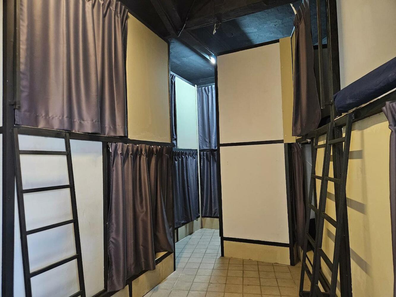 Private Room Kita Hostel, George Town - Penang Island