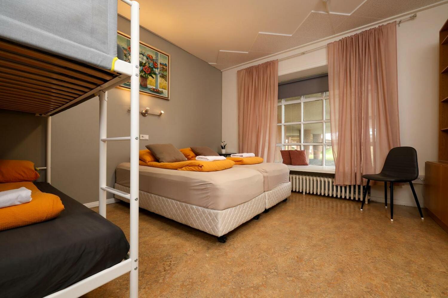 Hostel B47