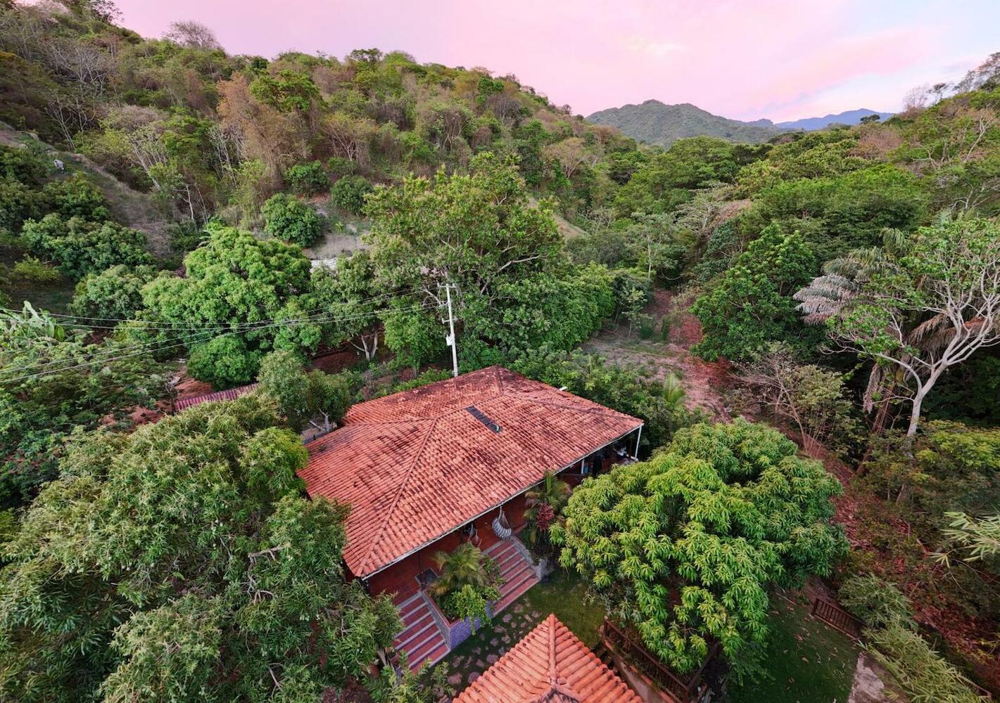 L'auberge Del Porvenir, Santa Marta