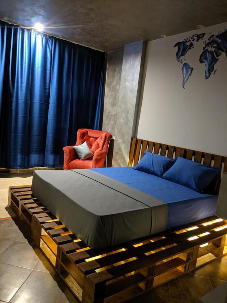 Marina Square Hostel, Hurghada