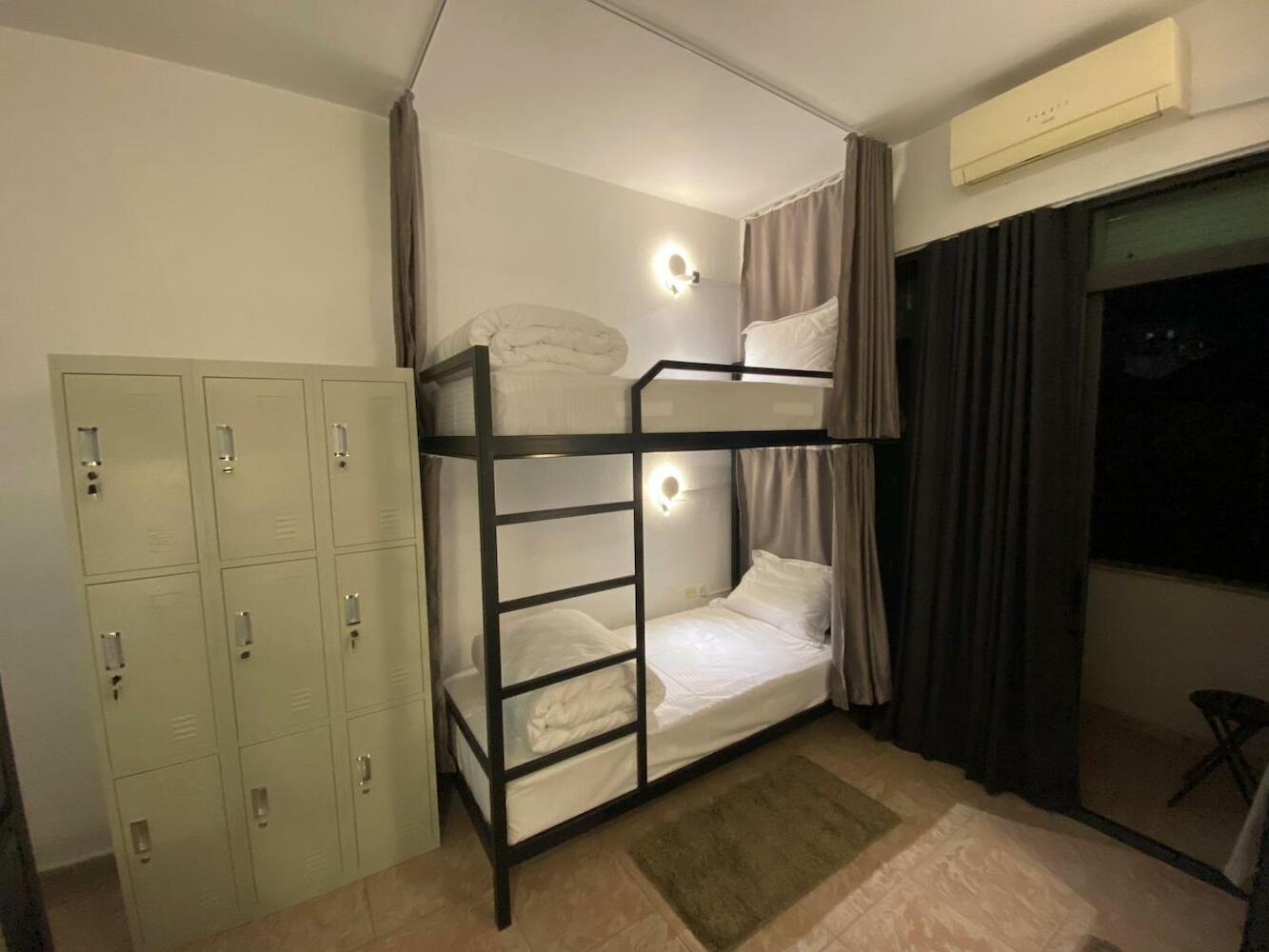 New Bazaar Hostel, Tirana