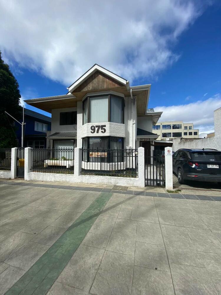 Karol Hostal, Punta Arenas