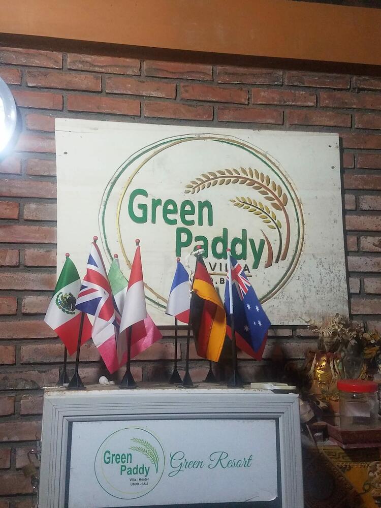 Green Paddy Hostel & Villa