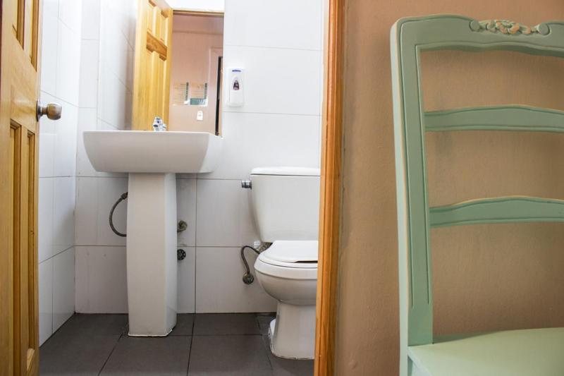 Hostal Forestal, Santiago