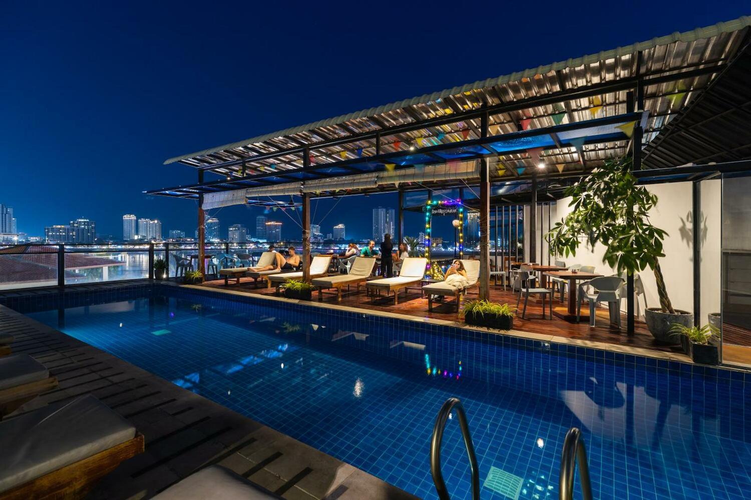 Onederz Phnom Penh, Phnom Penh