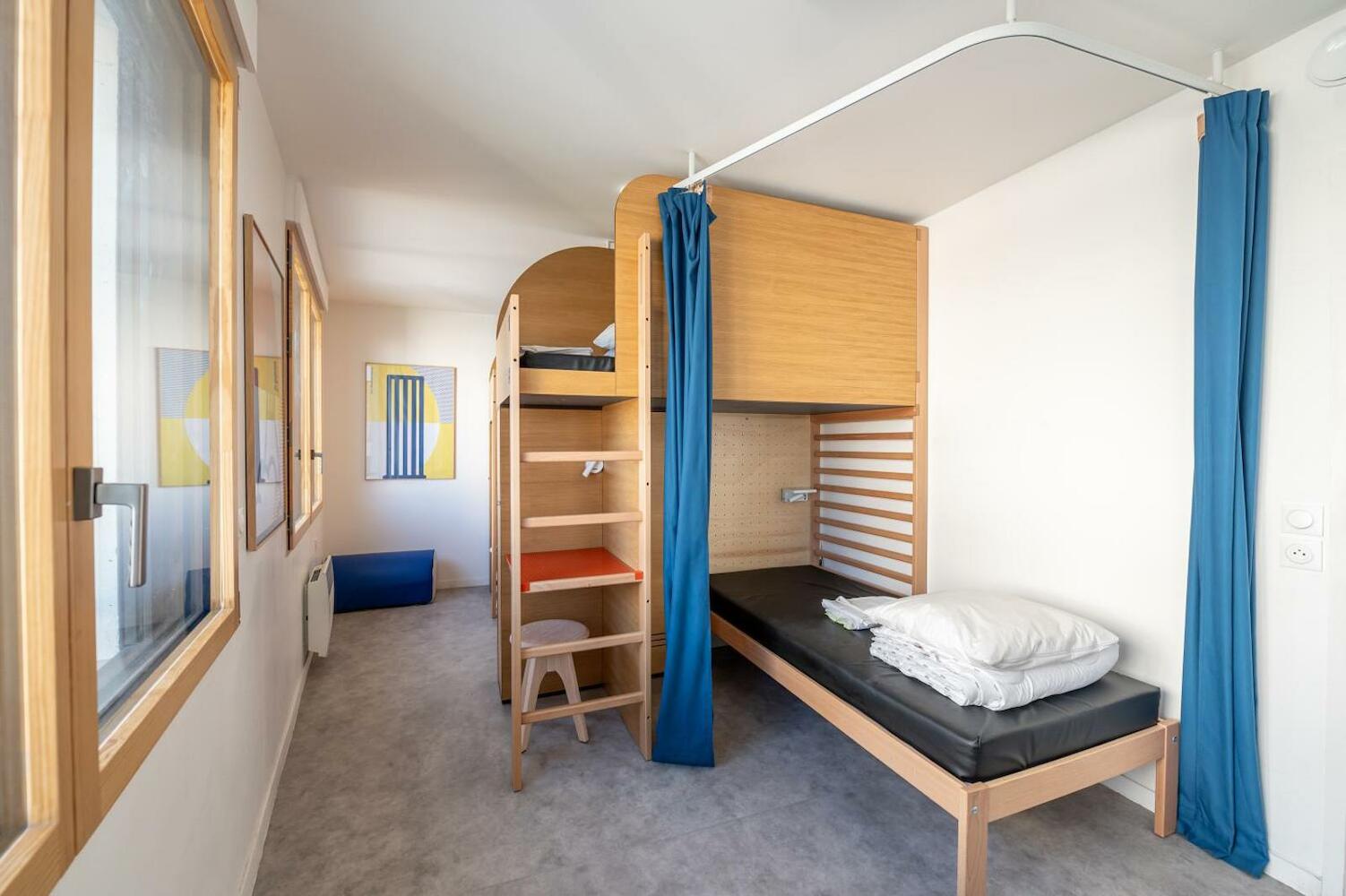 Ucpa Sport Station Hostel