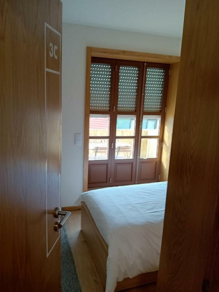Lindo Vale 412, Porto