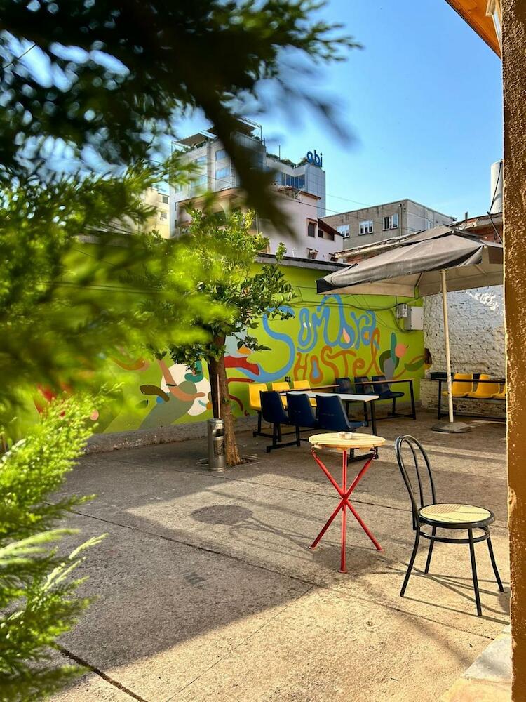 Tirana Experience Hostel, Tirana