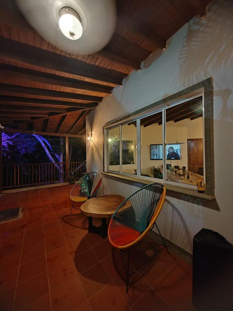 L'auberge Del Porvenir, Santa Marta