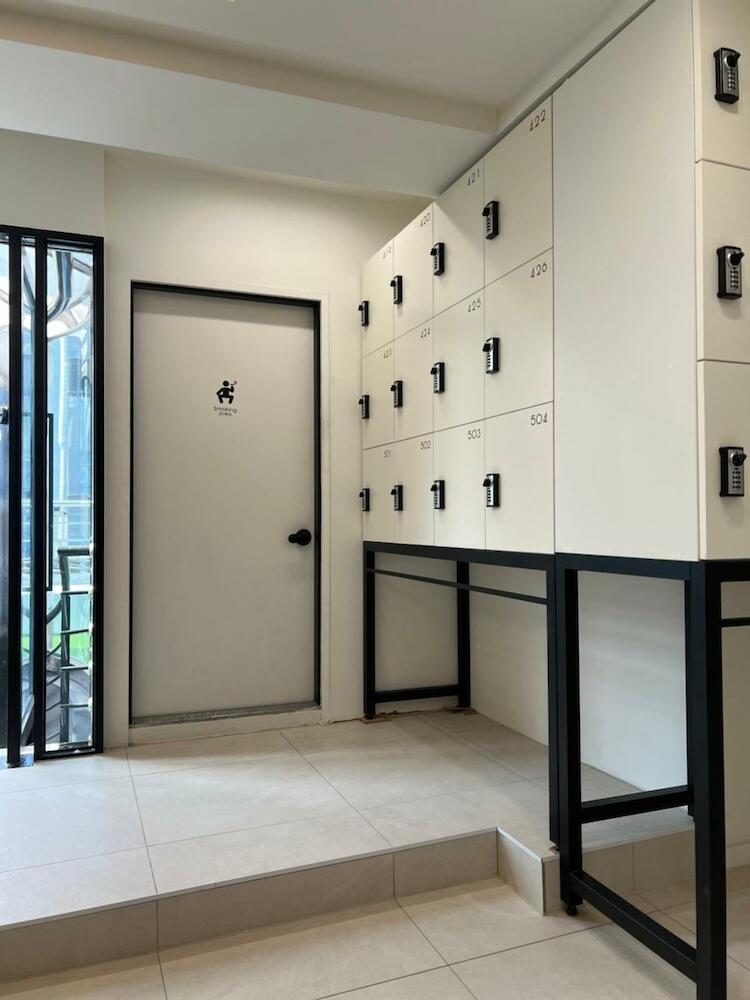 Sleep Box, Seoul