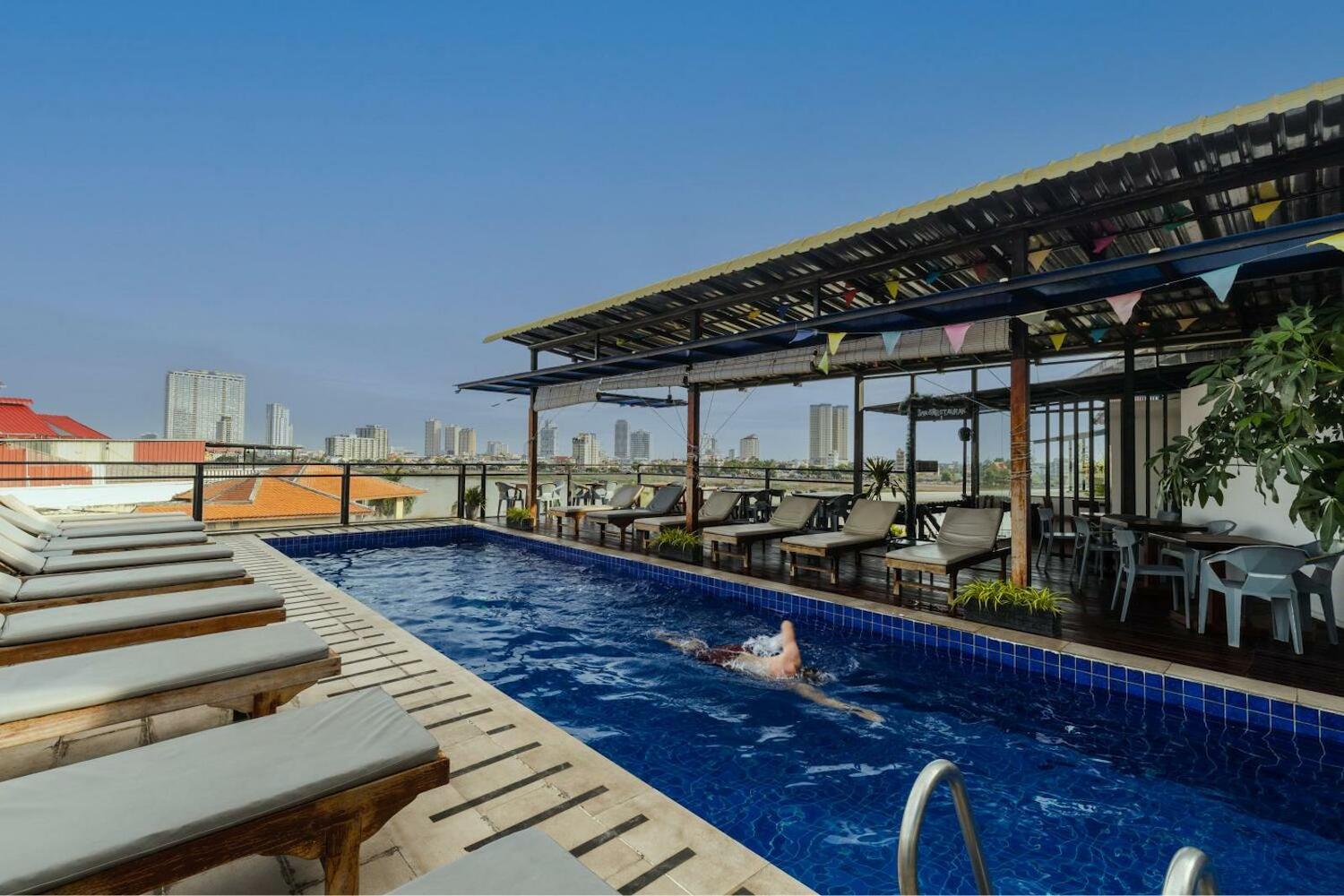 Onederz Phnom Penh, Phnom Penh