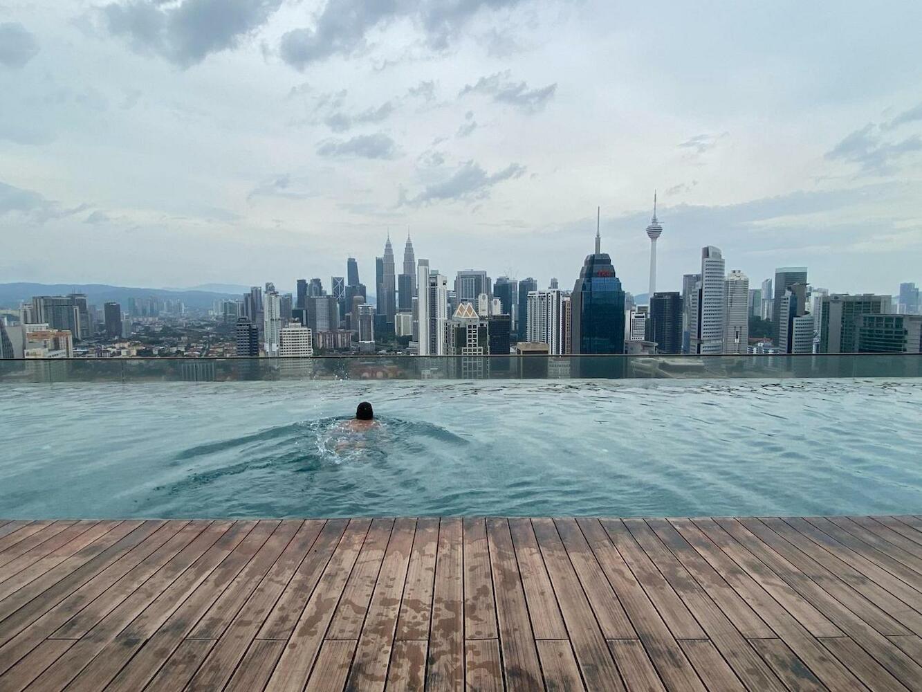 Skypool Kl Free Infinity Pool Over, Kuala Lumpur