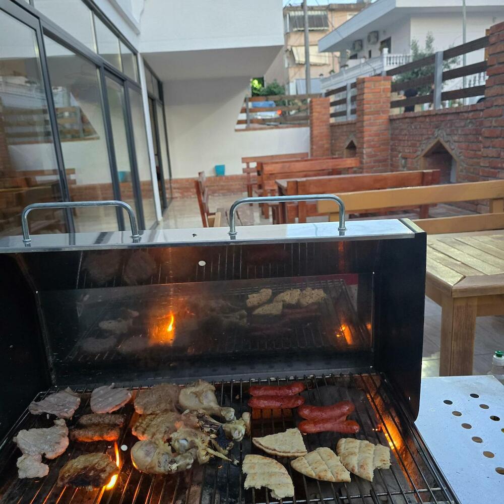 Saranda Hostel, Sarandë