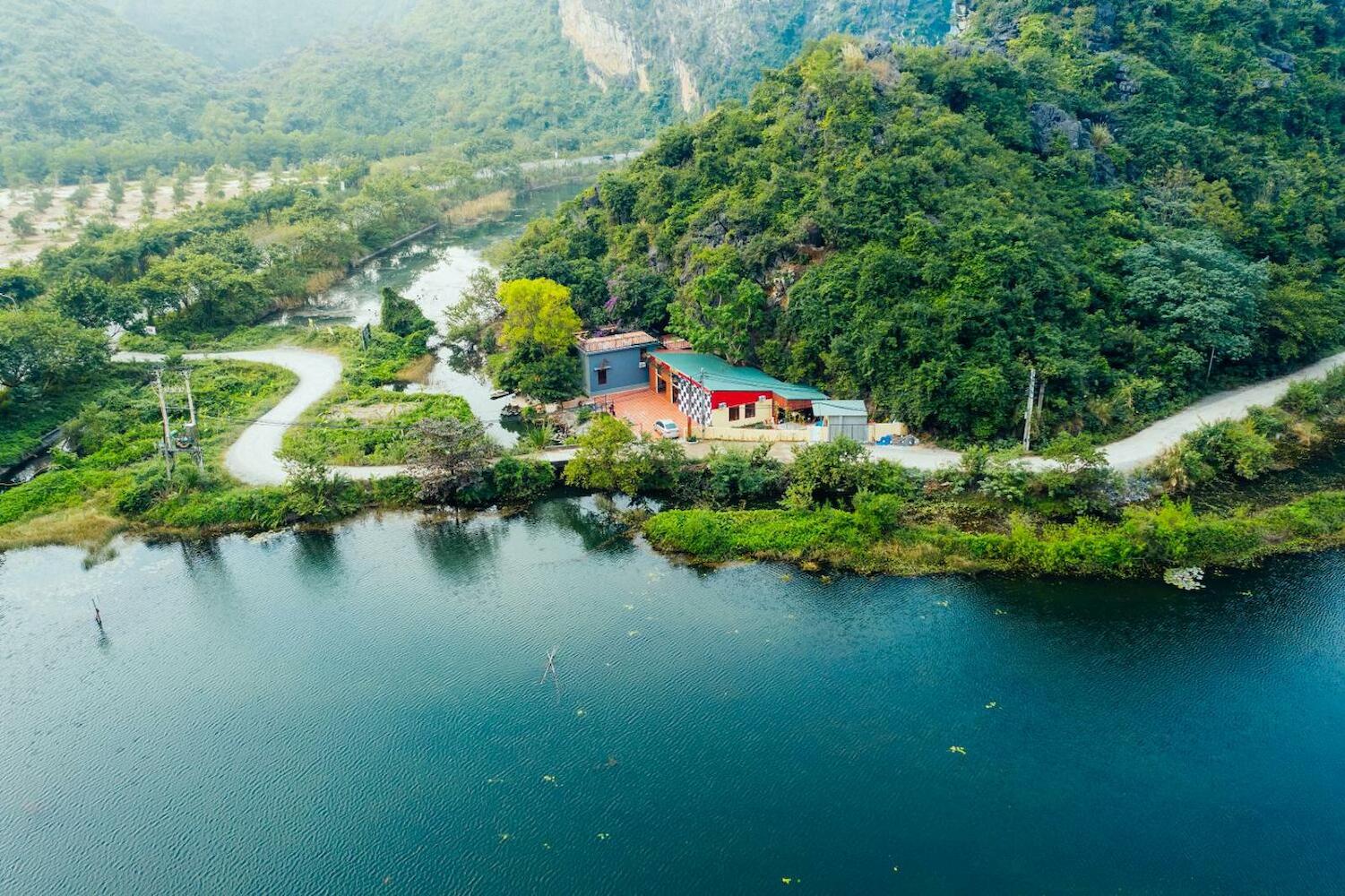 Trang An Freedom Hood
