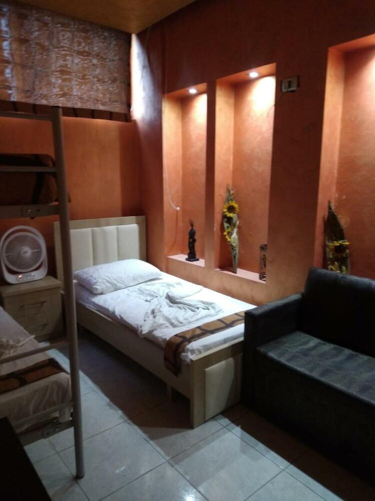 Hotel Hostel J'adore, Shkoder