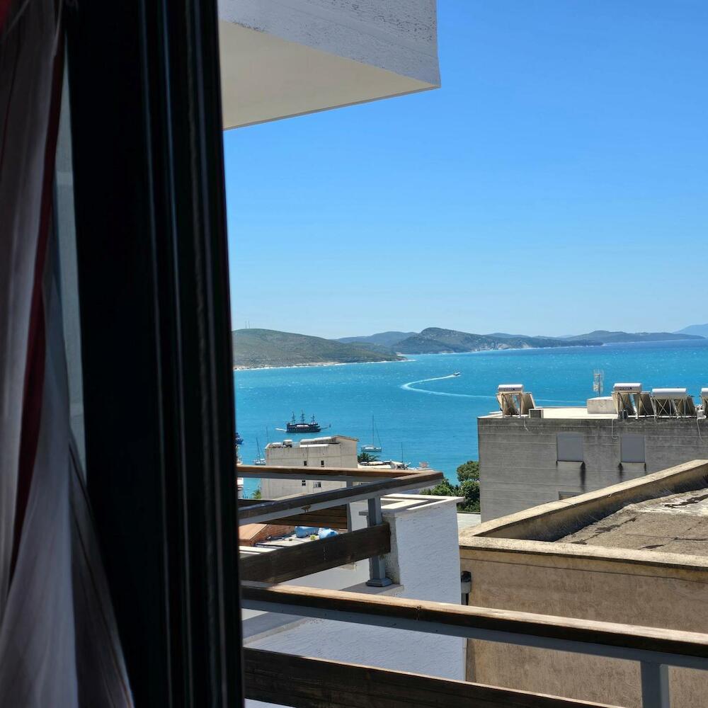 Saranda Hostel, Sarandë
