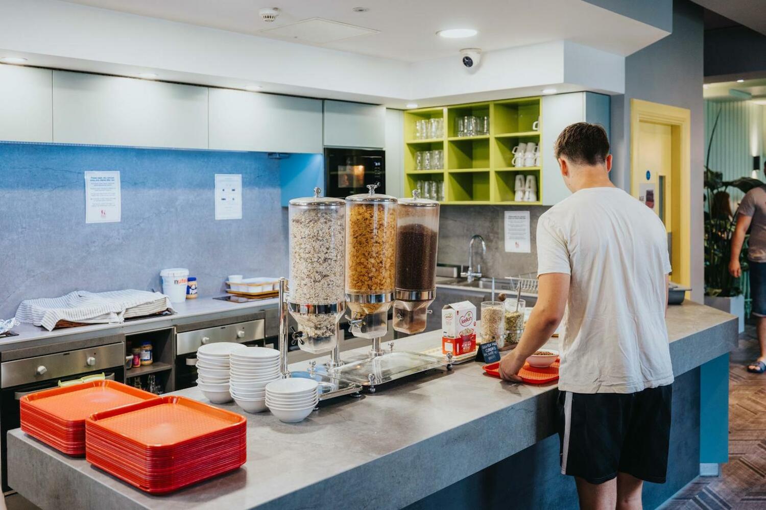 Kinlay Hostel Eyre Square, Galway