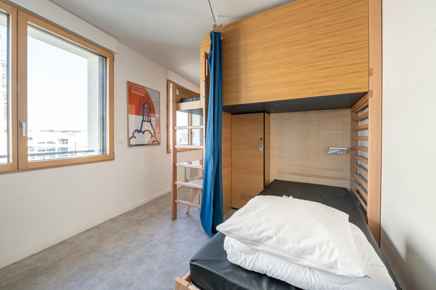 Ucpa Sport Station Hostel