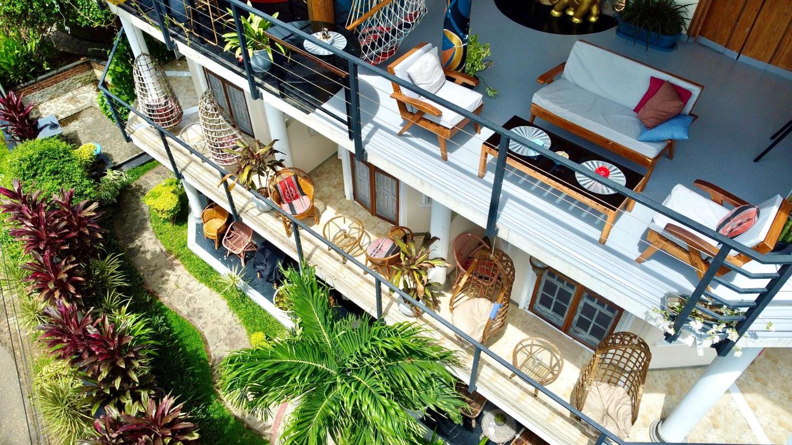 Habibi Hostel & Restaurant, Unawatuna