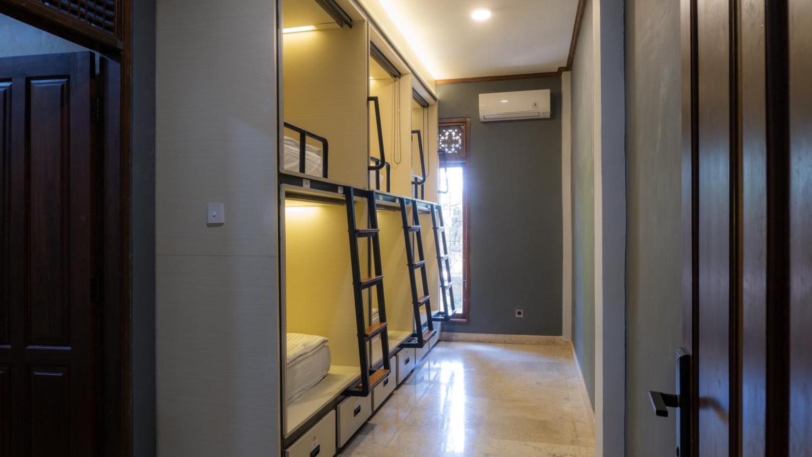 Aiwan Hostel & Luggage Storage, Sanur