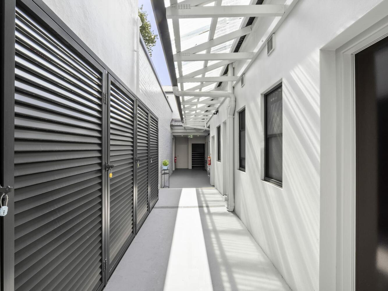 Azzurro Pod Hotel - Surry Hills