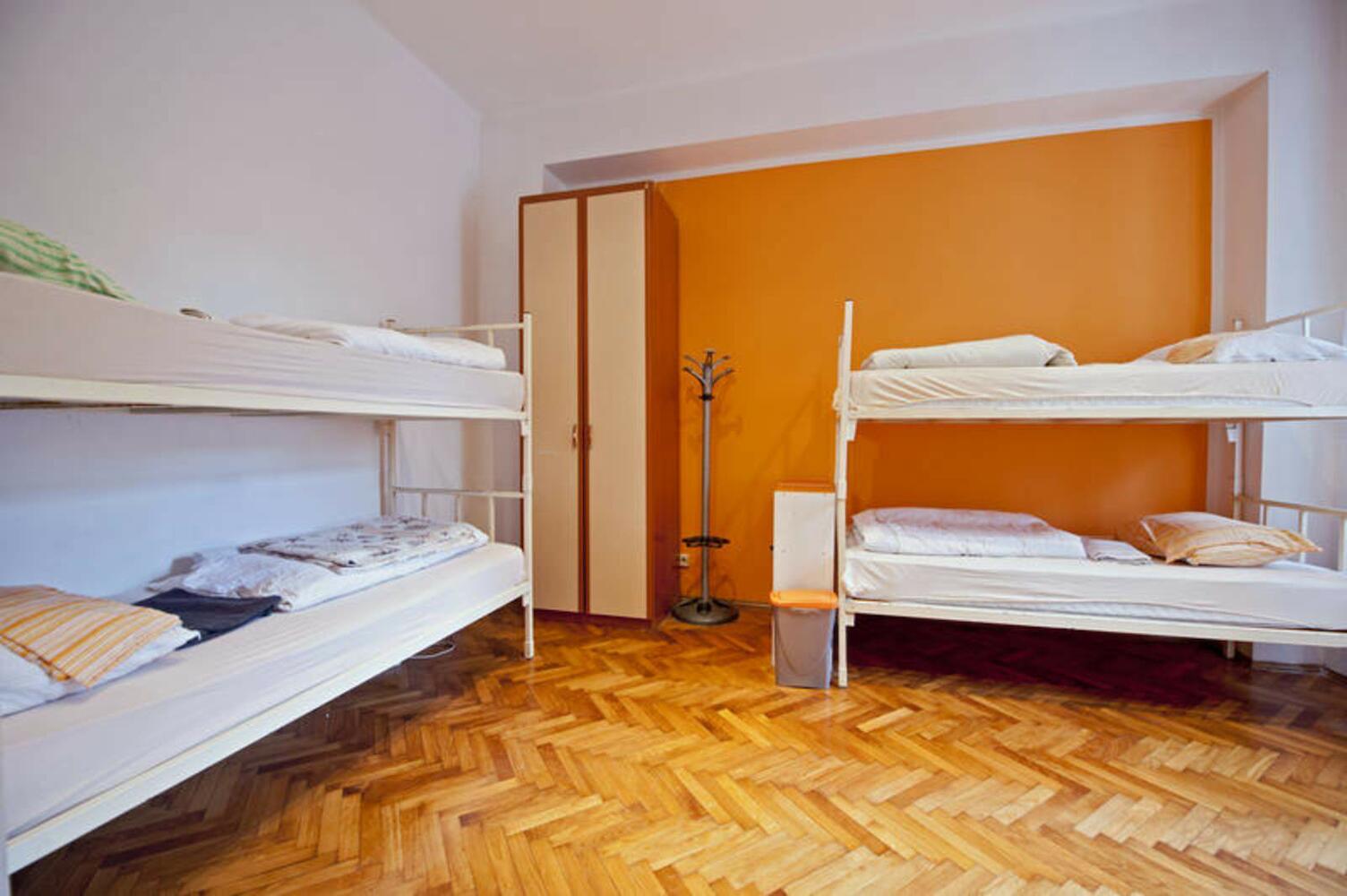 Split Guesthouse & Hostel