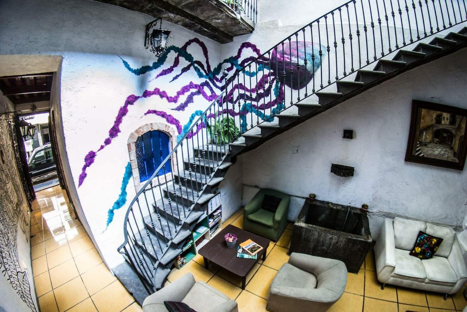 Gente de Más Hostel