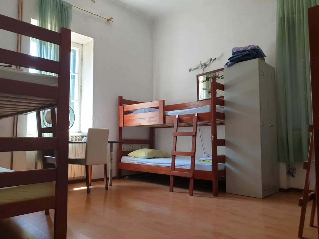 Accommodation Horizon