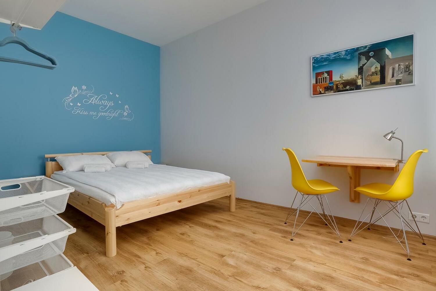Orange Cat Rooms