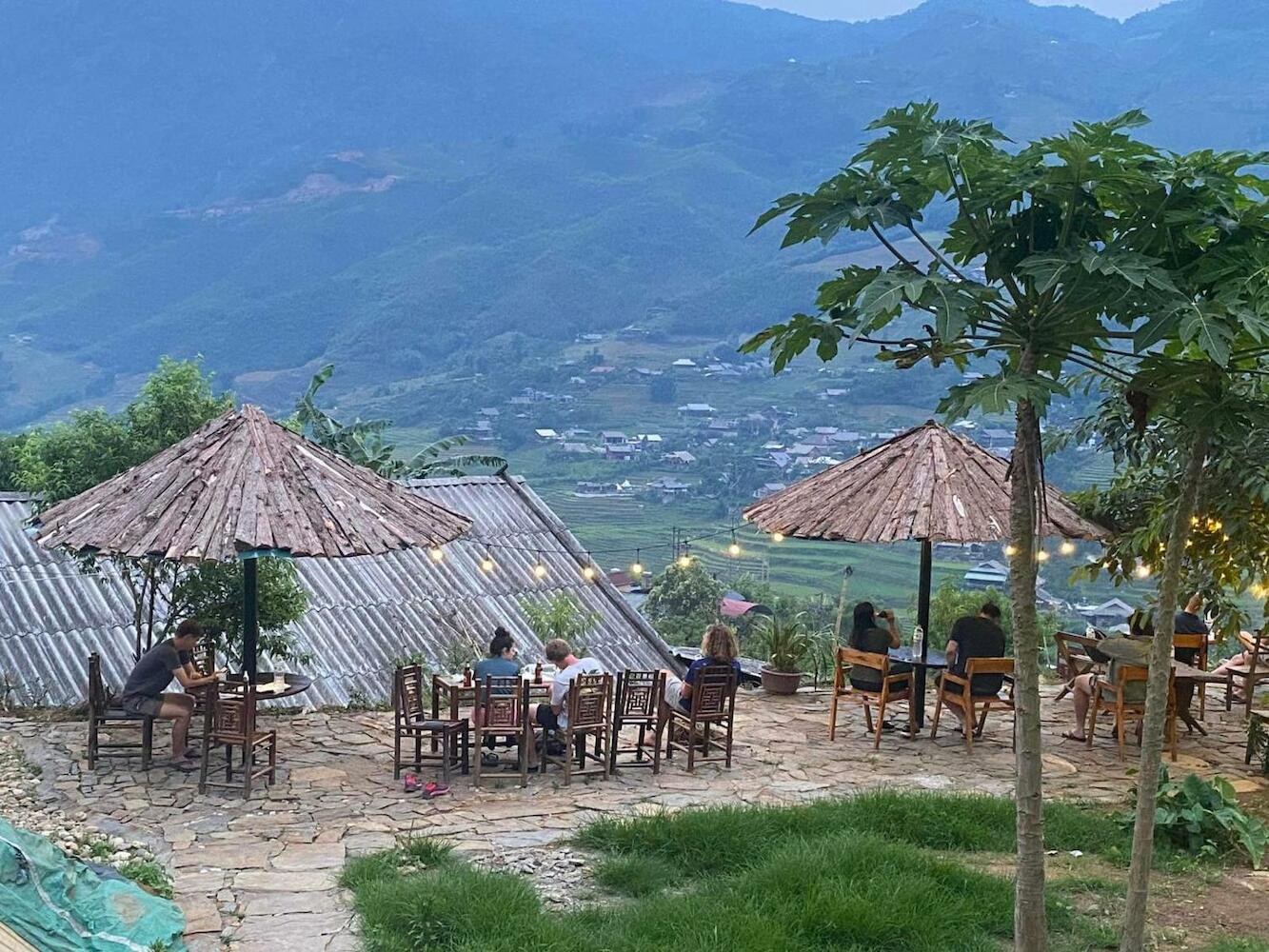 Hmong Sister House & Trekking
