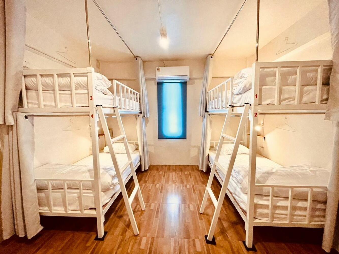 The Lab Sleep Hostel