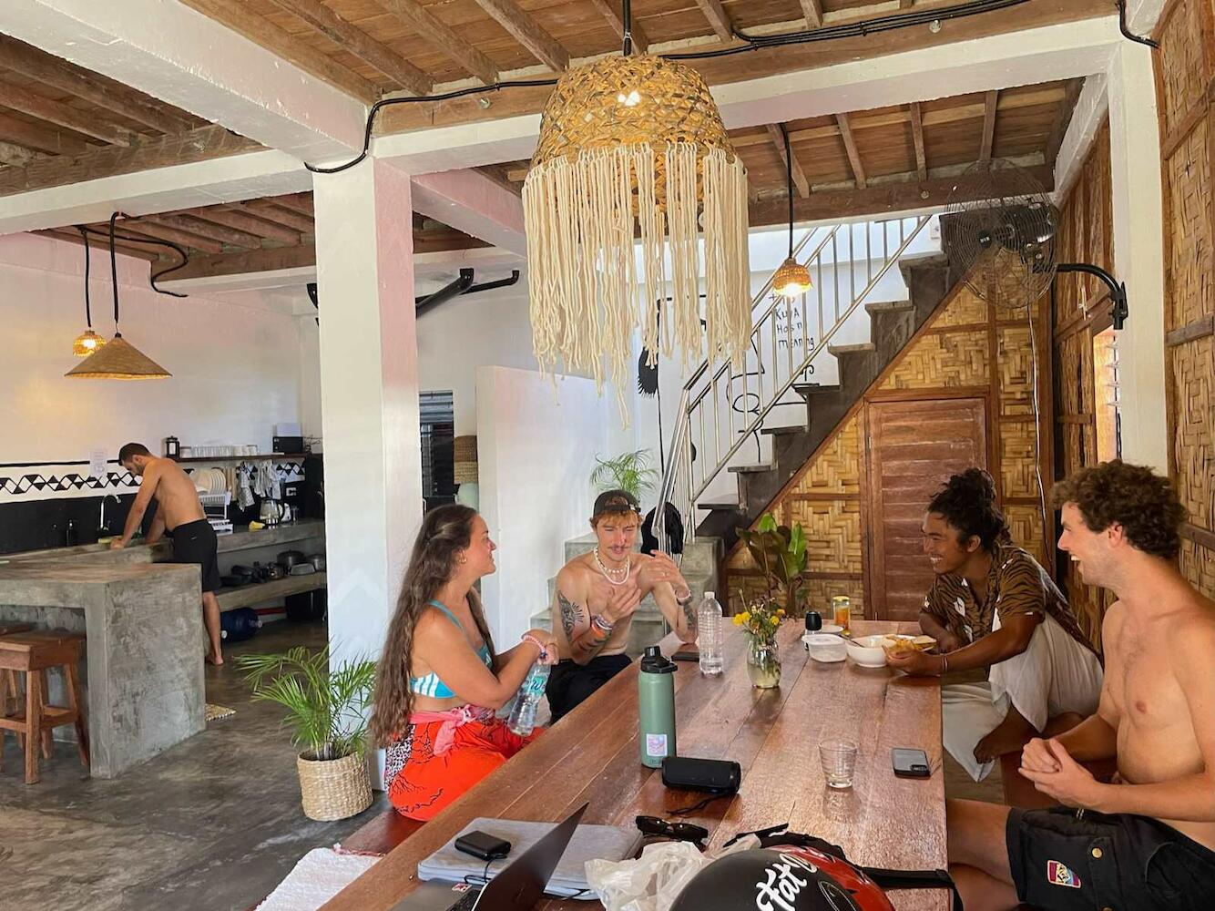 Sun & Surf Hostel, Siargao