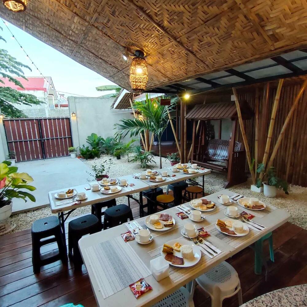 Intoy's Place, Panglao Island