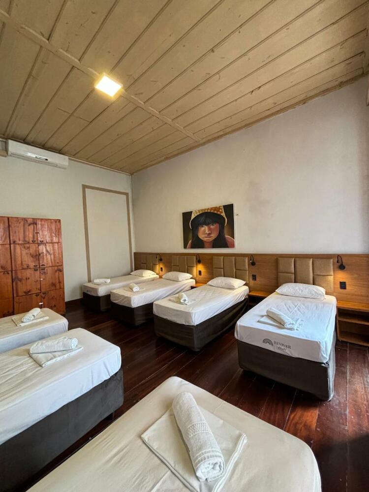Reviver Hostel, São Luís